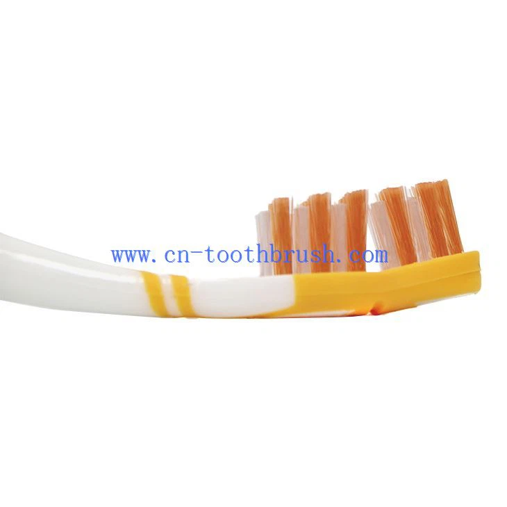 The Head Of Whitening Teeth Medium Toothbrush With Multi-Length Bristles